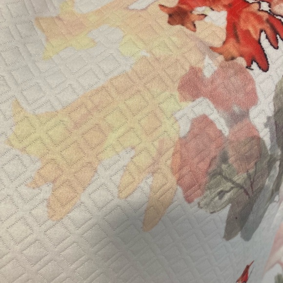 NWT quilted floral dress by Closet London - Picture 4 of 4